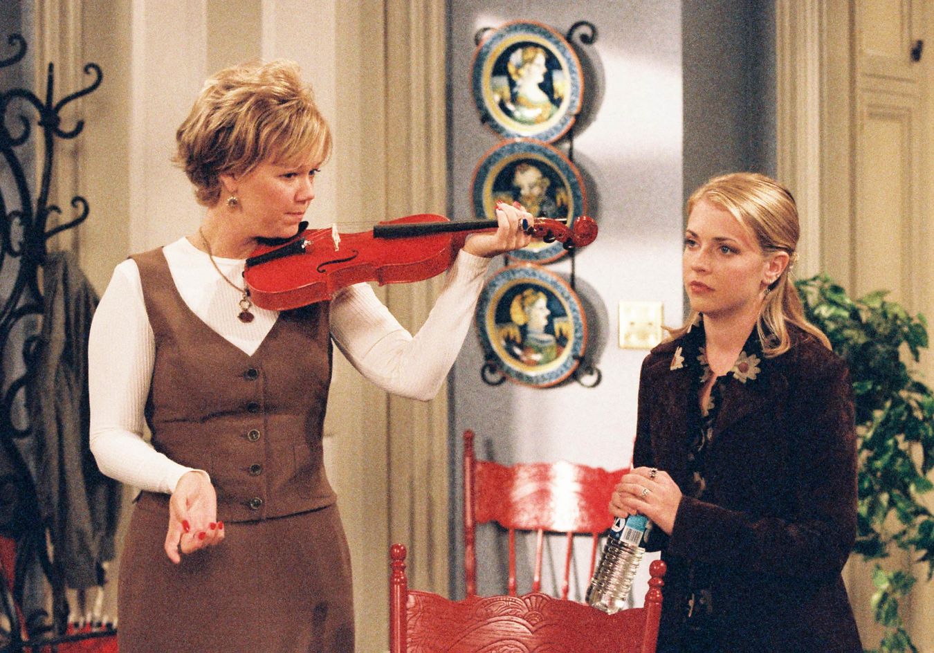 Hilda Spellman was played by Caroline Rhea, and she recently revealed how s...