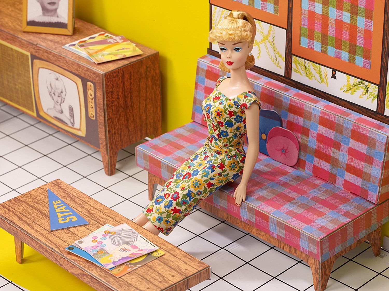 Barbie Dream House 1962 Reproduction