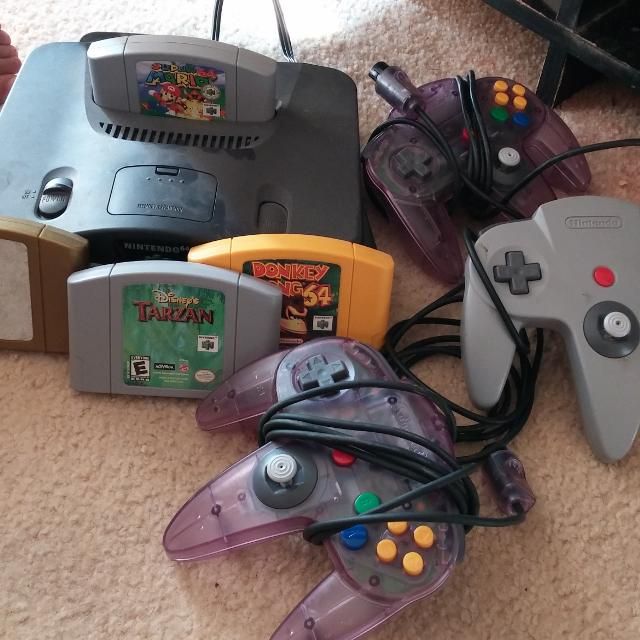 N64 with games